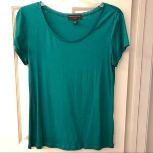 4 for $14! Banana Republic Luxe Touch Tee, Small